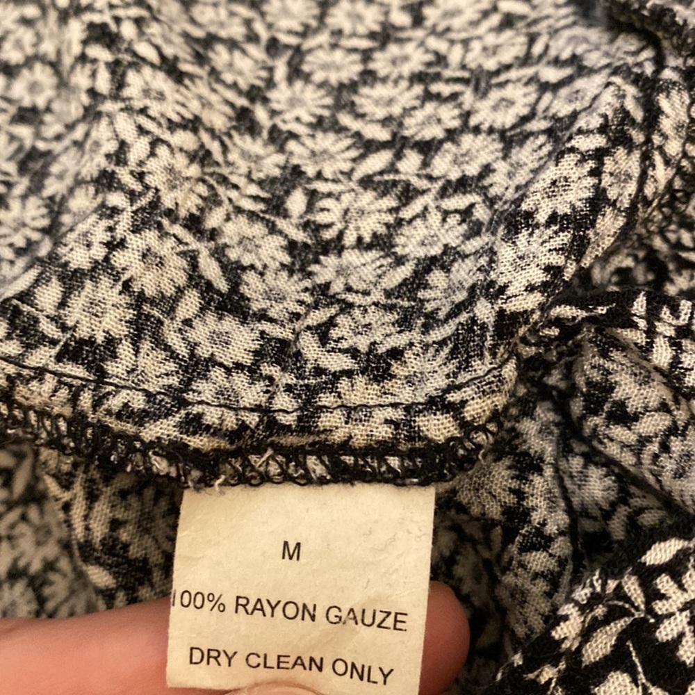 Sur La Cote Marea Skirt Black And White Floral Mini Wrap Skirt . Size M — image 7 of 8